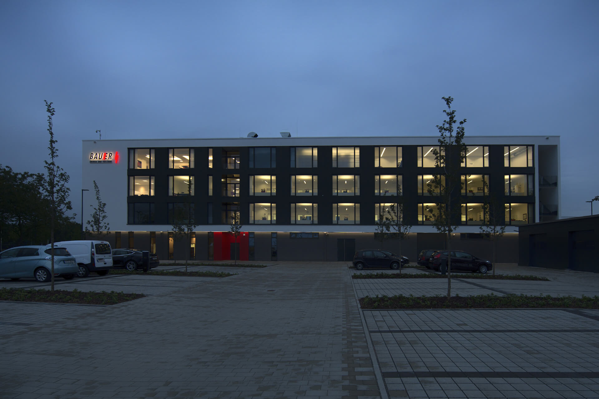 BAUER Elektrounternehmen GmbH & Co KG