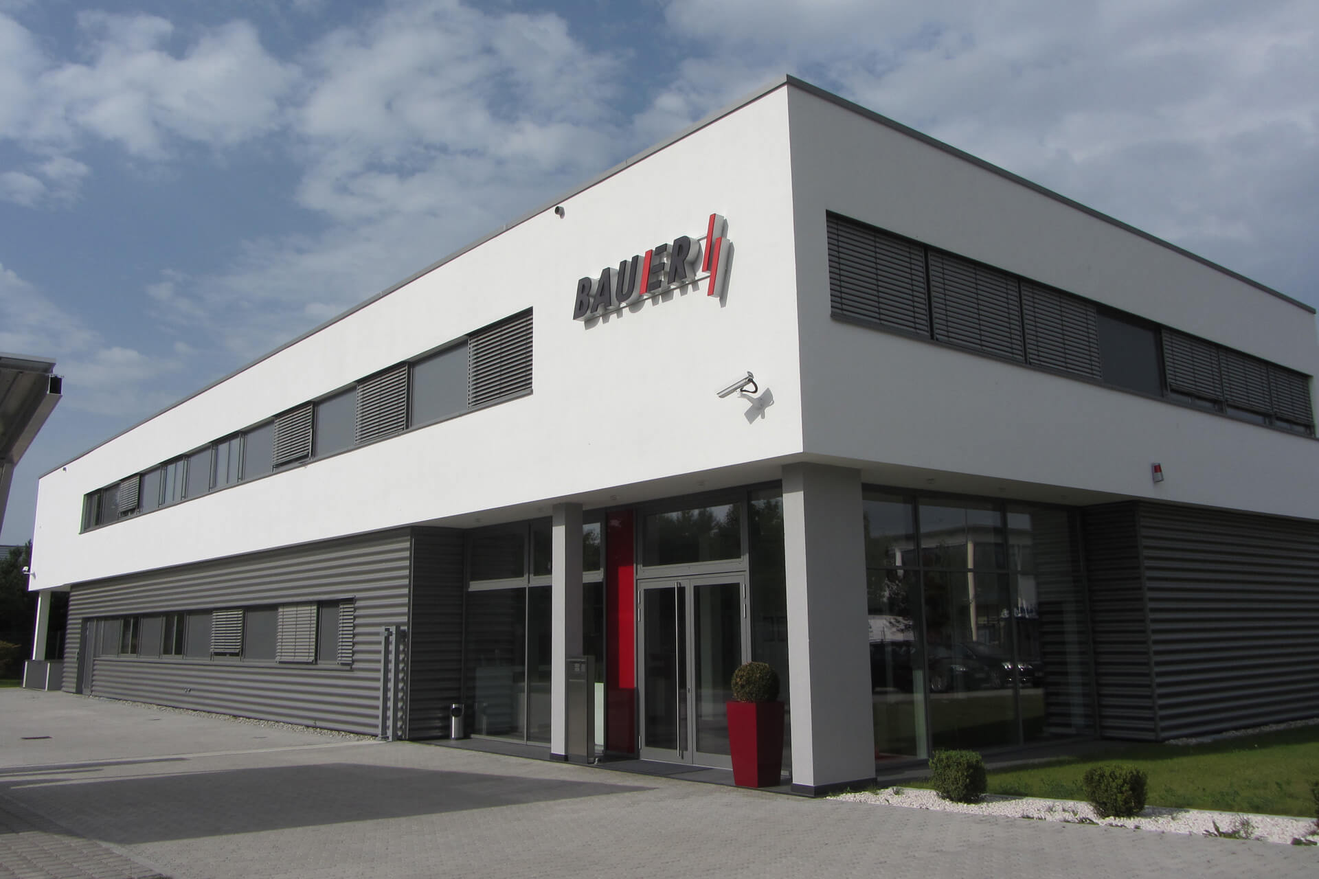 BAUER Elektrounternehmen GmbH & Co KG Mnchen